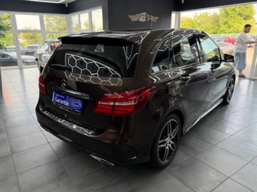 Mercedes B 220 - 7