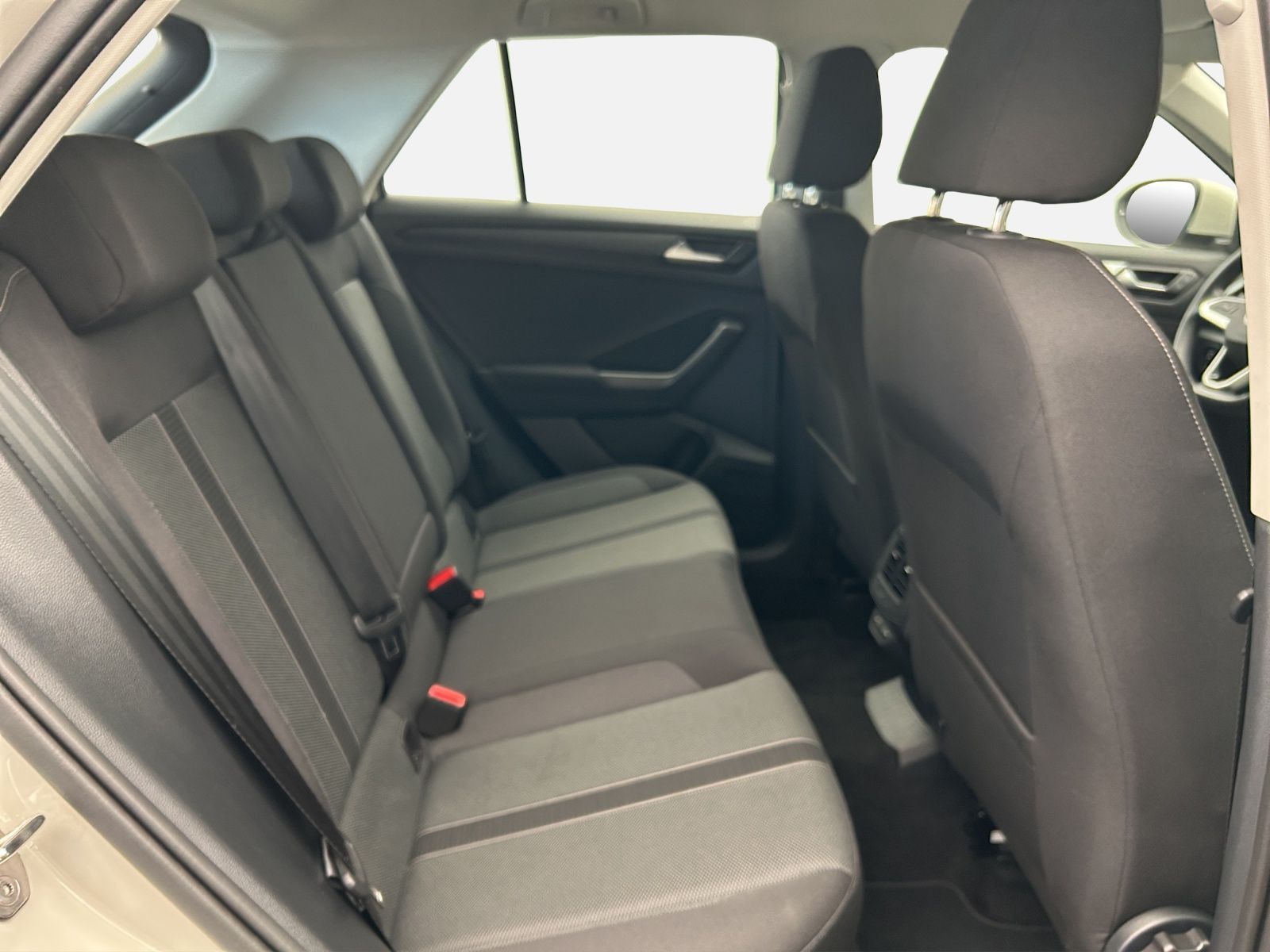 Volkswagen T-Roc - Bild 15