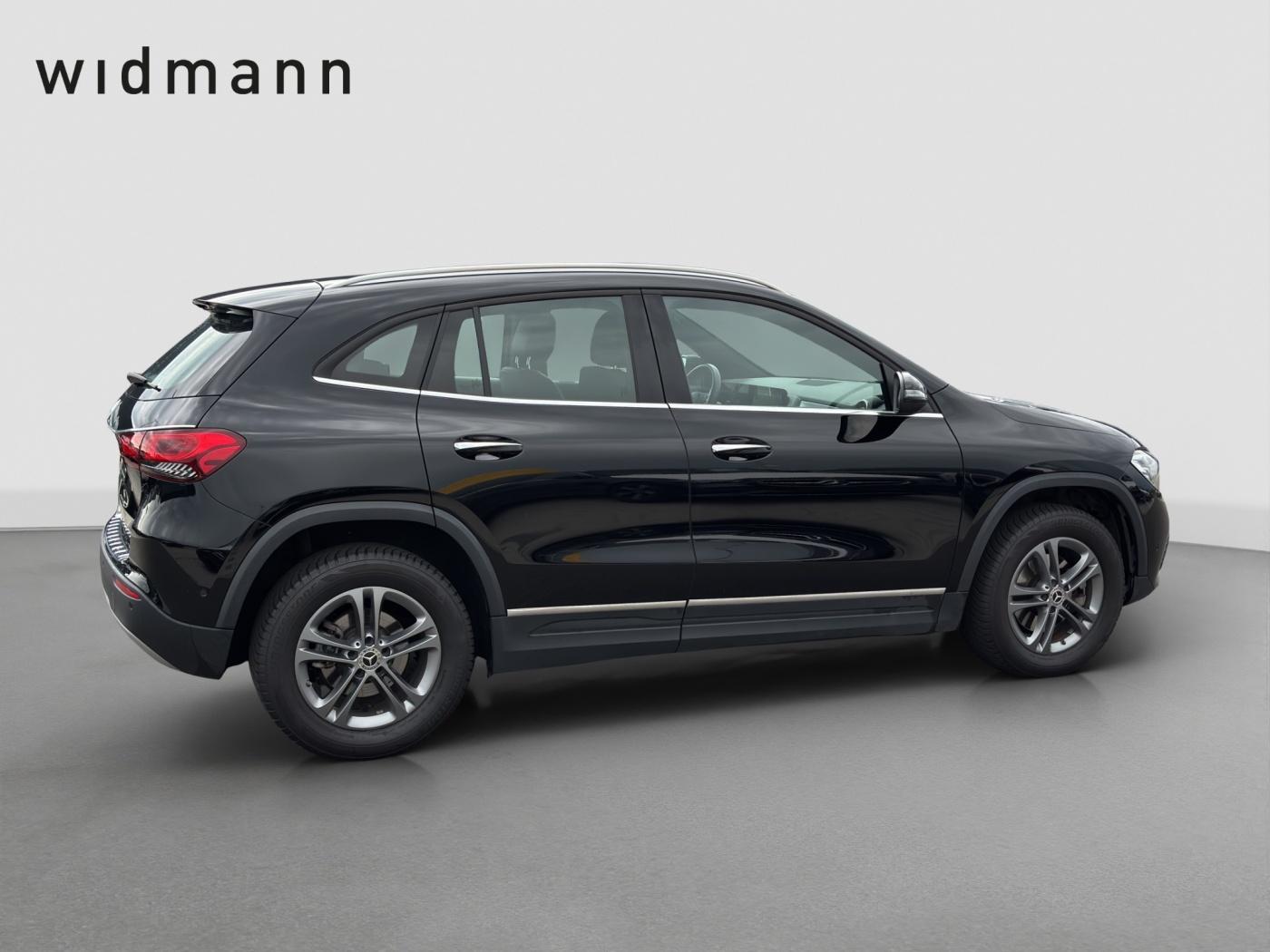 Mercedes-Benz GLA 180 d *Style*PTS*Rückfahrkamera*Navigation**