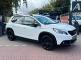 Peugeot 2008 Allure 1.2*GT-LINE*Aut.*Navi*Temp*Leder*PDC - Peugeot 2008: Geländewagen
