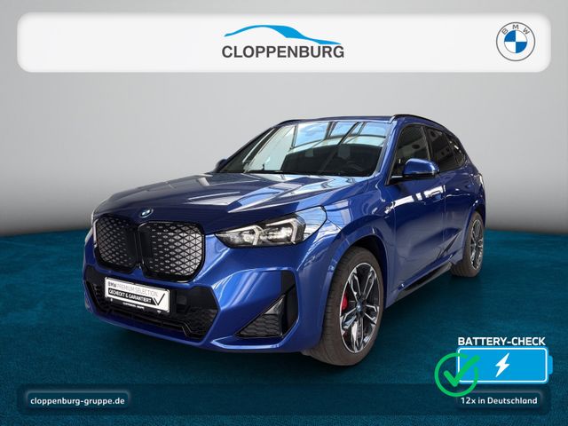 BMW iX1 eDrive20 M-Paket Head-Up+AHK+StKlima+Navi+BT
