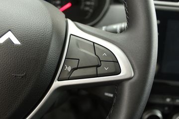 Fahrzeugabbildung Dacia Duster TCe130 Journey*Navi*Sitzhzg**Modell 2023