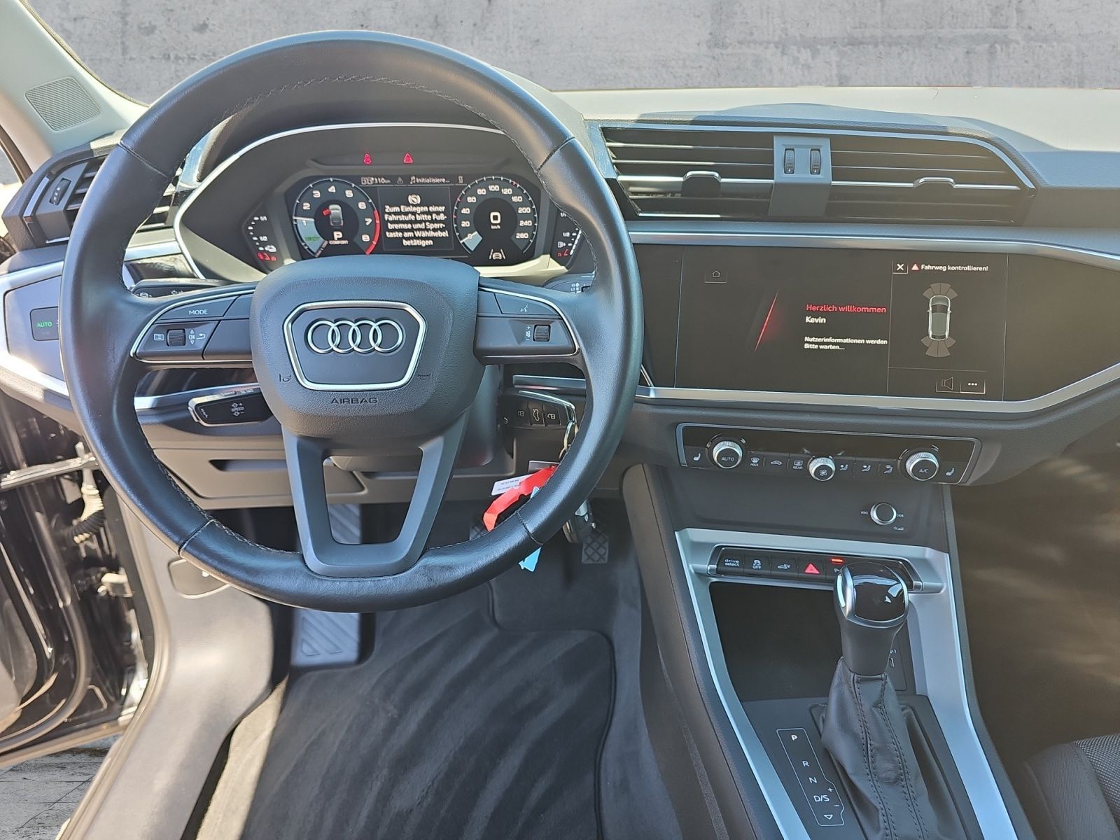 Audi Q3 Sportback 45 TFSI e S-TR LED+PDC+GRA+SHZ+20" foto 9