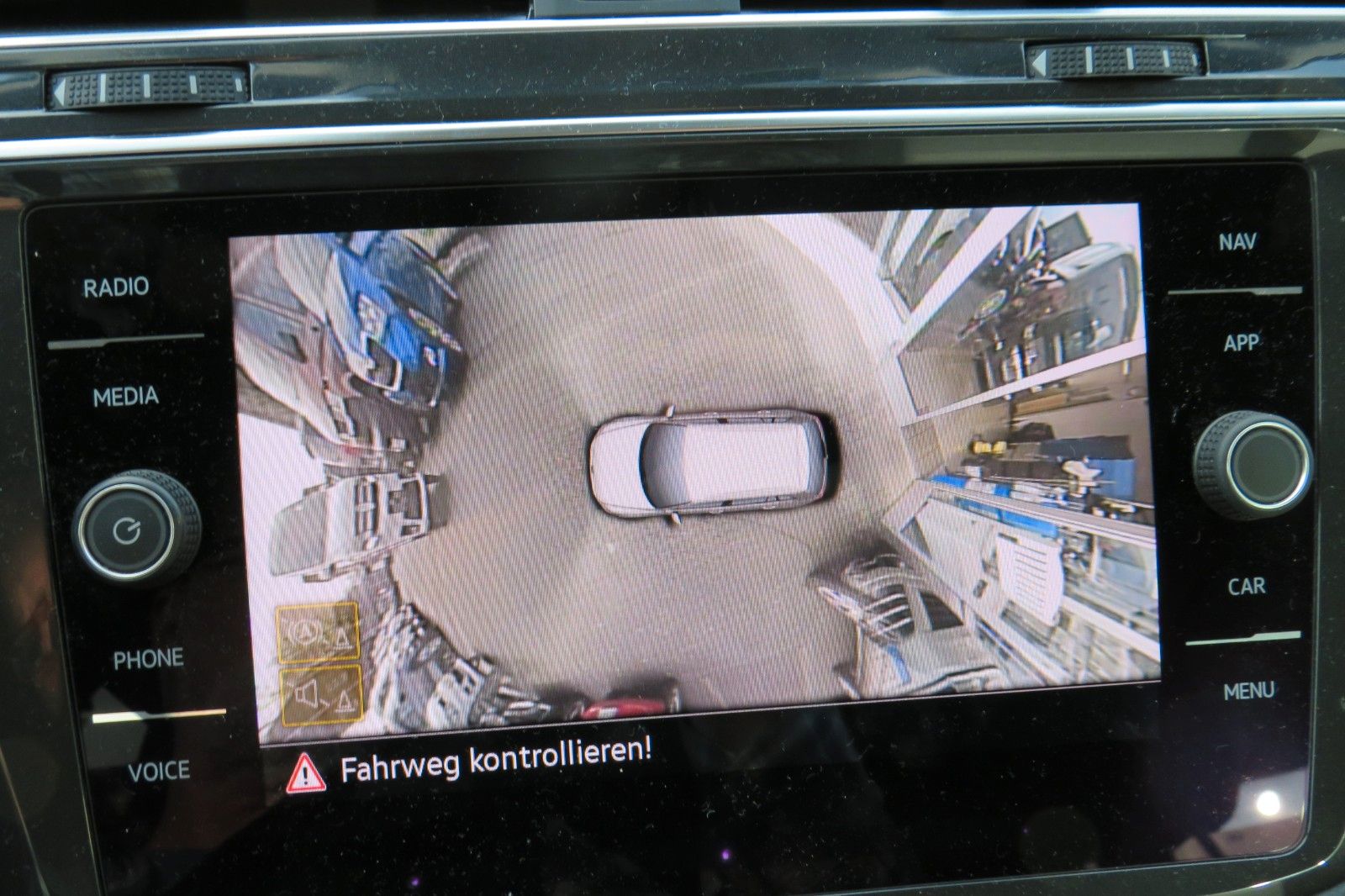 Fahrzeugabbildung Volkswagen Tiguan TSI DSG ELEGANCE 19-ZOLL MATRIX 360` 1.HD