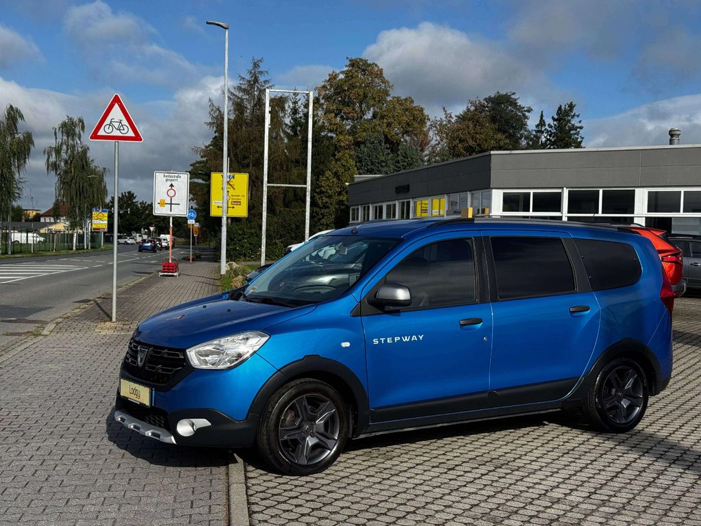 Image of Dacia Lodgy
