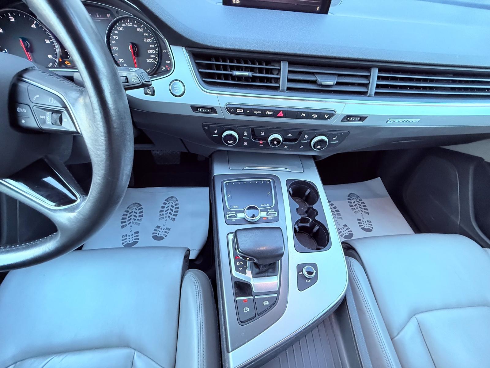 Audi Q7 3.0 TDI quattro, 7 Sitzer, NaVi,klima,top Zus