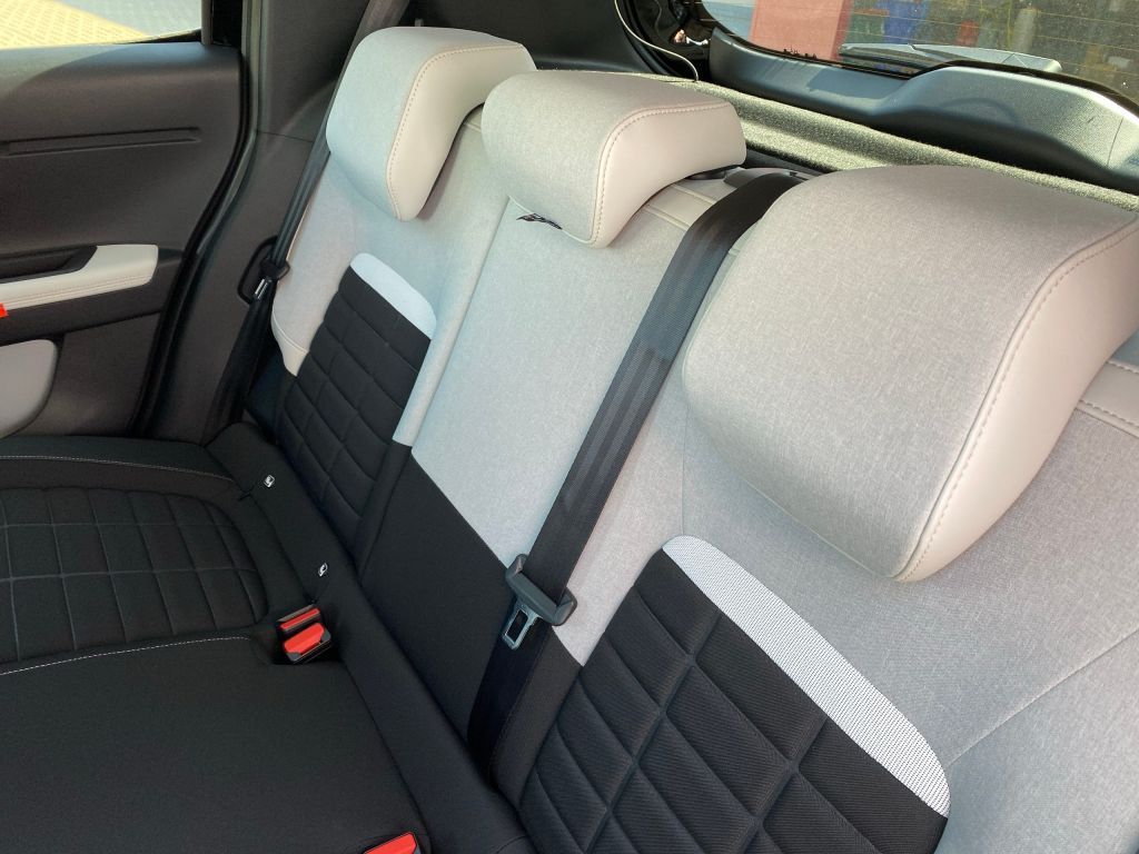 Fahrzeugabbildung Citroën C3 Turbo 100 Stop&Start MAX