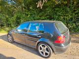 Volkswagen Golf 4 - 2.0