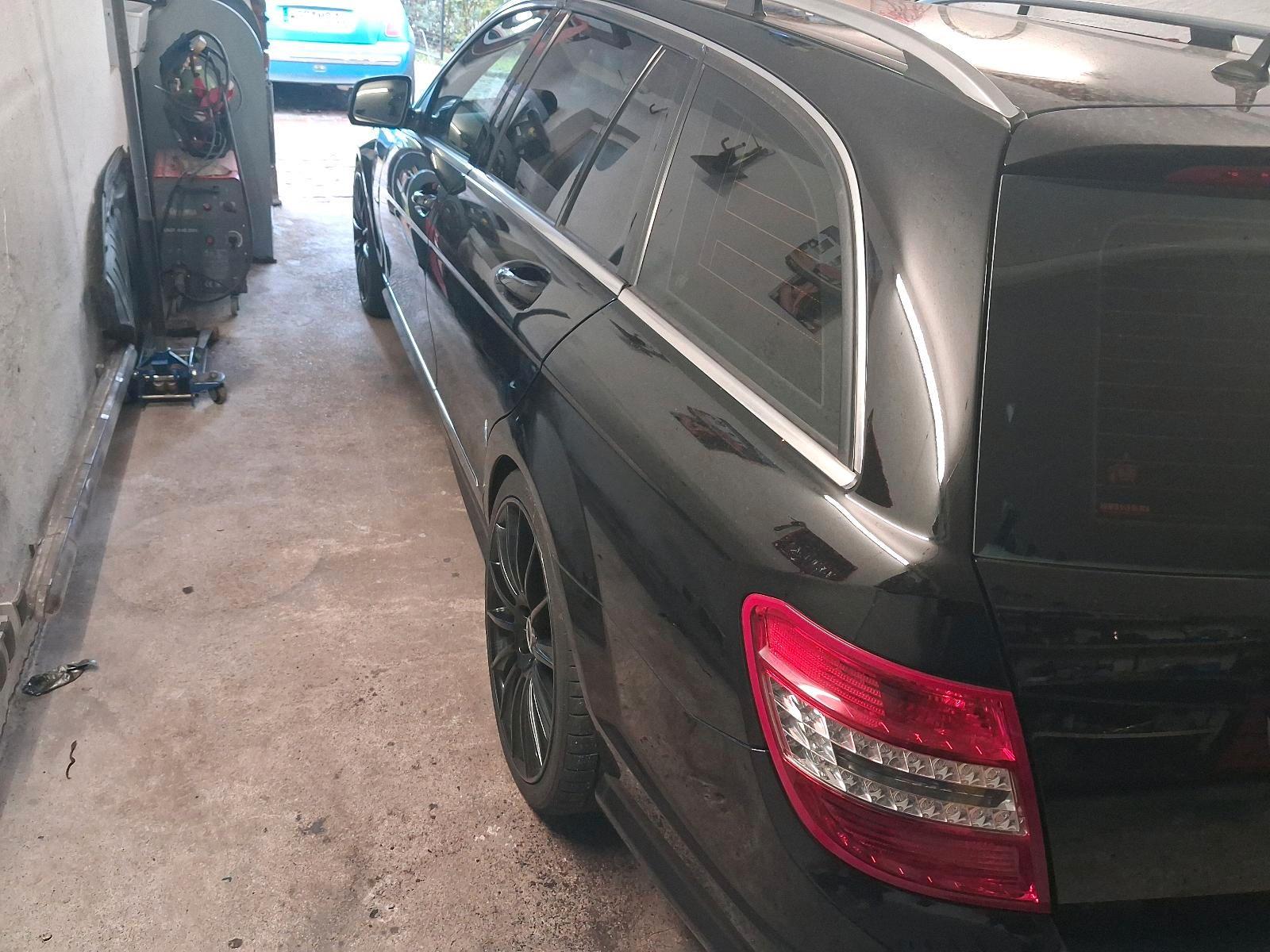 Mercedes-Benz 280 2008 — photo 9