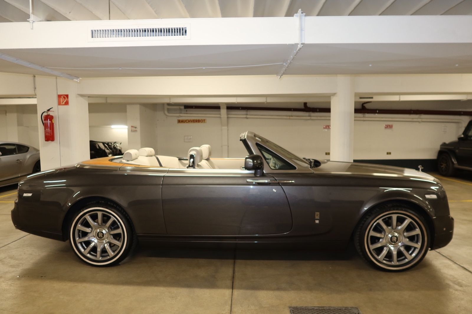 ROLLS ROYCE Phantom