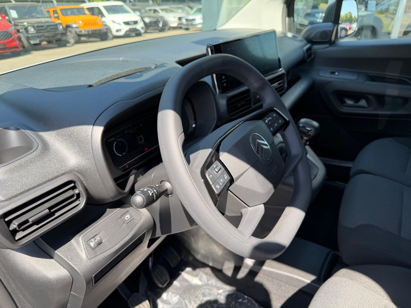 Citroën BERLINGO KASTEN L1H1/M *JAHRESWAGEN*NAVI*KLIMA*