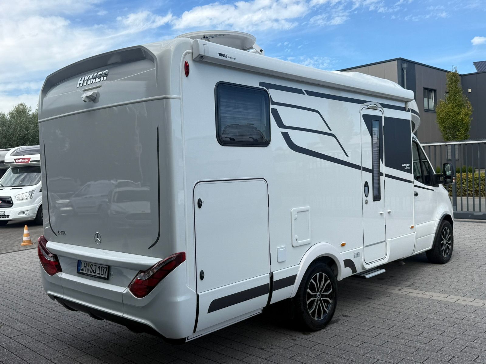 Fahrzeugabbildung HYMER / ERIBA / HYMERCAR BMC 550 T  White  Line