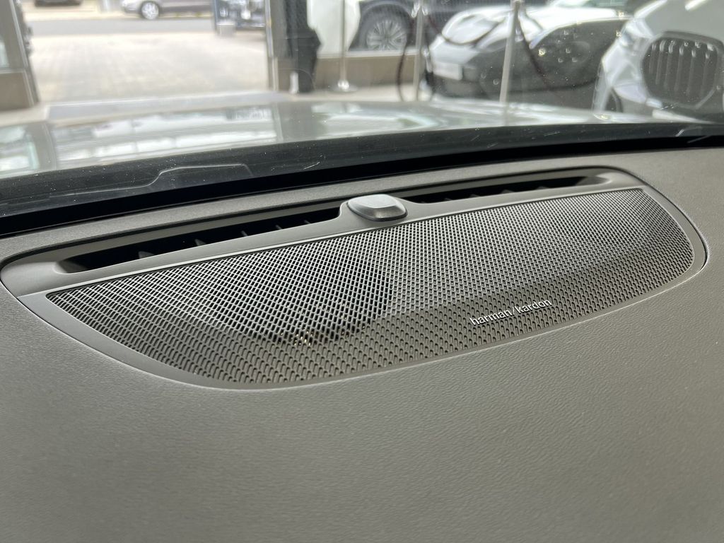 Volvo V60 B3 Momentum Pro BLIS Kamera LED WinterPro