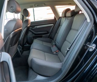 Fahrzeugabbildung Audi A6 Avant 2.0 TDI NAVI|PDC|KLIMAAUTOMATIK