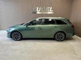 Kia Ceed Sportswagon 1.5 T-GDi DCT GT-Line LED|Navi| - mit Benzin-Antrieb: Grün, Kombi