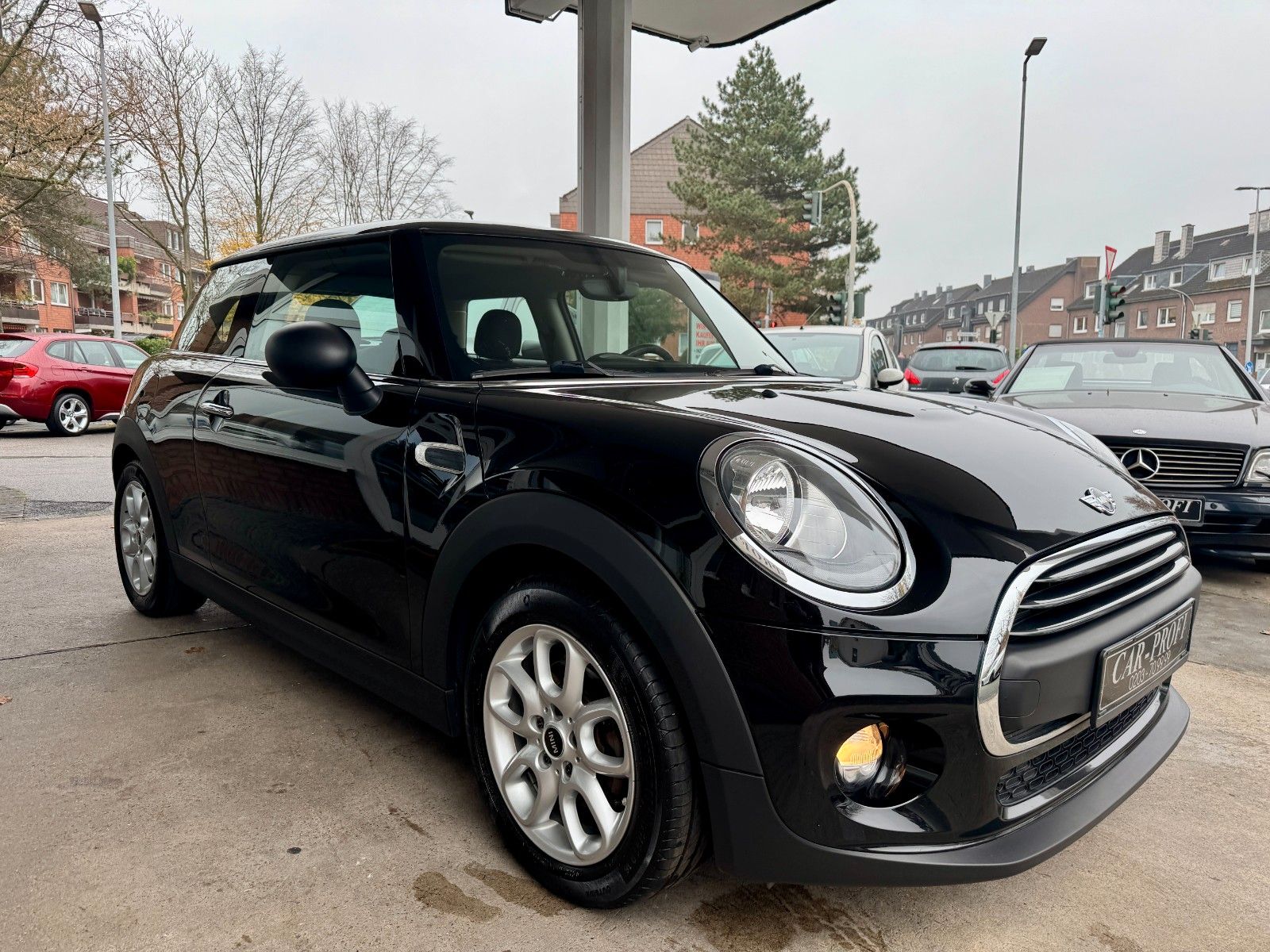 Fahrzeugabbildung MINI ONE Klima/Alufelgen/Bluetooth/1.Hand