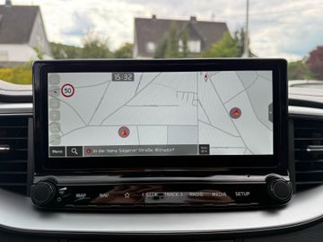 Kia Ceed 1.5 T-GDI Kamera PDC SHZ Klima CarPlay