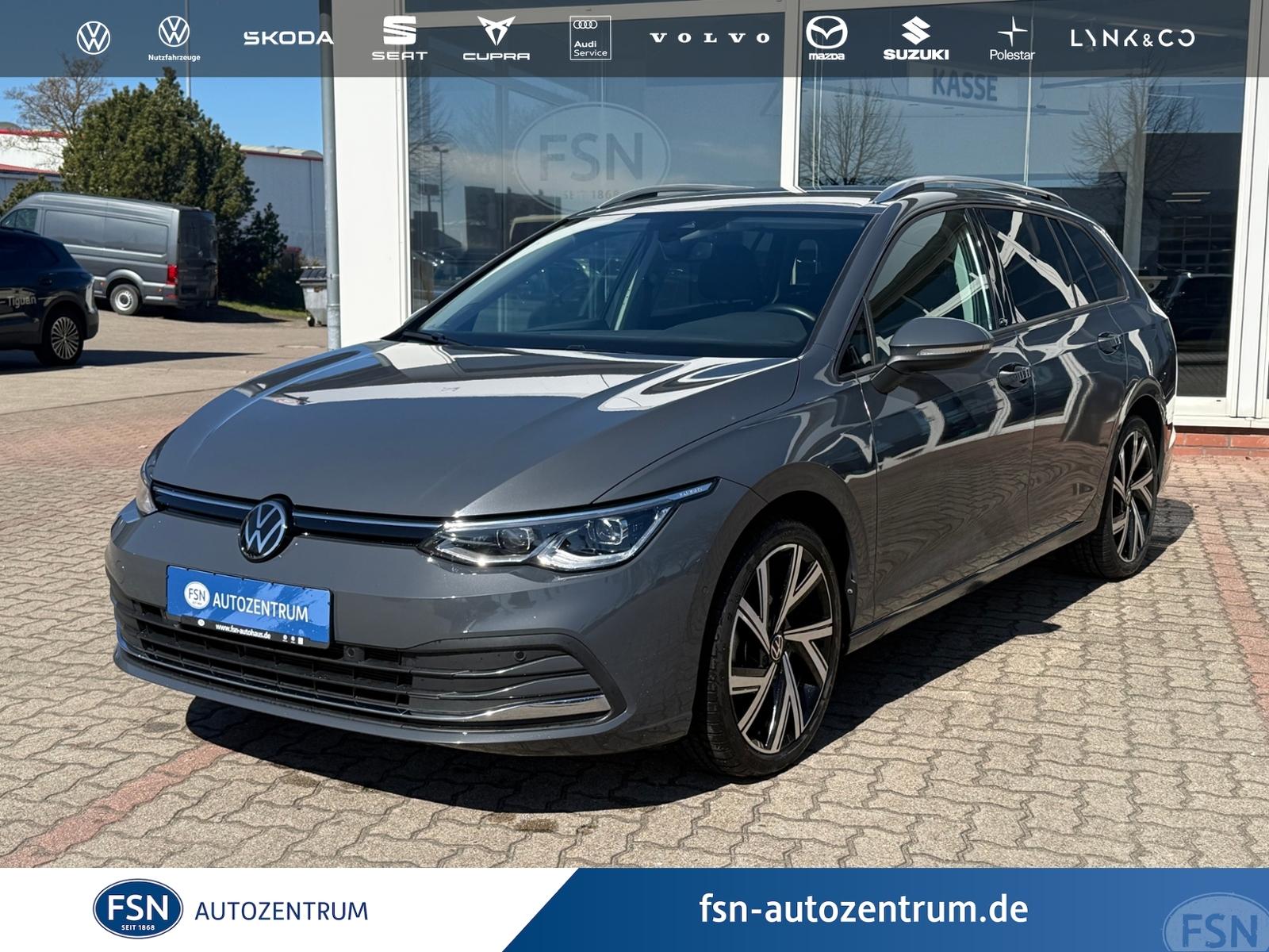 Volkswagen Golf VIII 1.5 TSI Matrix RFK Keyless STHZ EasyOp
