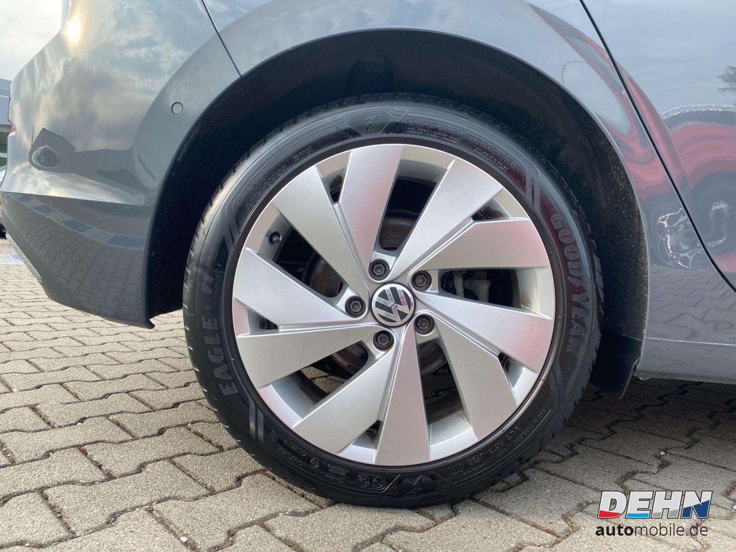 Volkswagen Golf 1.5 eTSI Style Matrix Pano Standh. AHK ACC, миниатюра 5