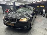 BMW 520i Lim *Navi*Leder*Spurwechsel*Elek. Sitze*PDC - schwarze BMW 520