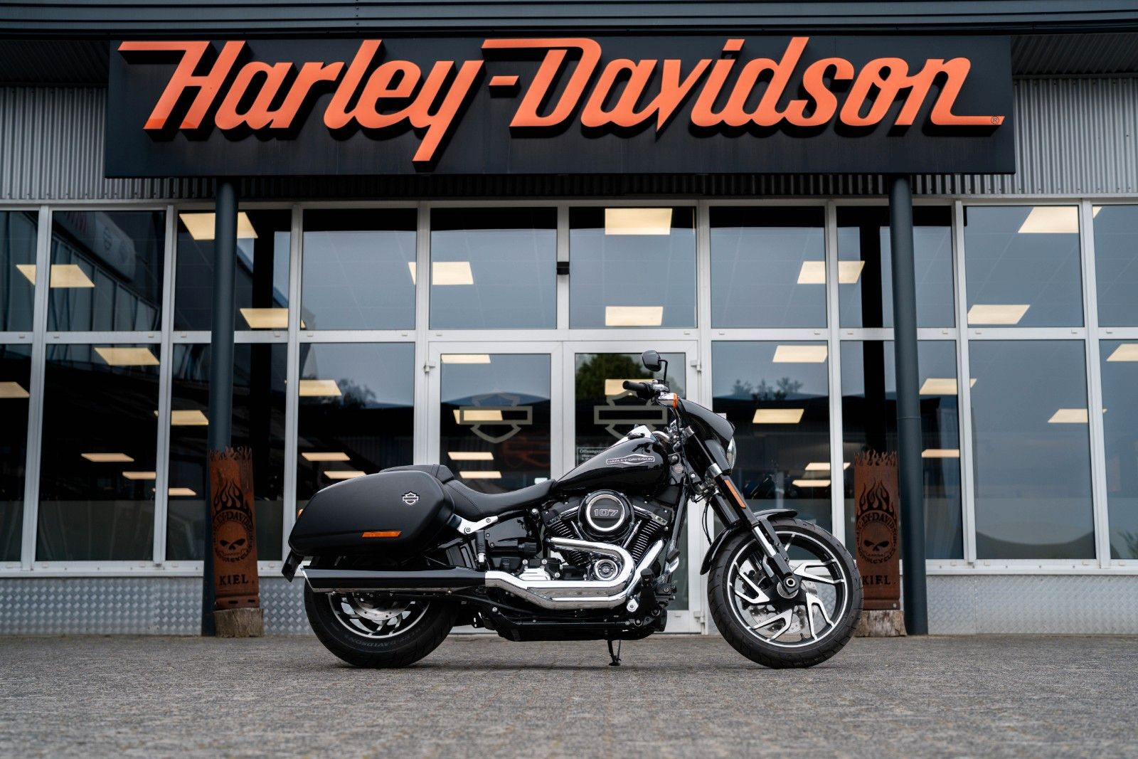 Fahrzeugabbildung Harley-Davidson FLSB Sport Glide Softail