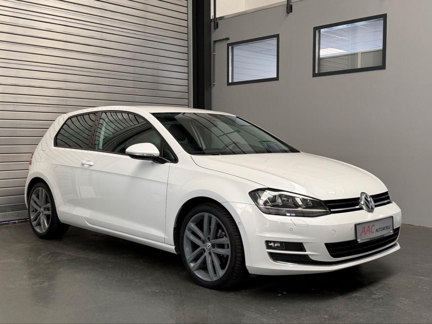 Volkswagen Golf VII Lim. Highline BMT/Alcantara/AHK/1. Hand