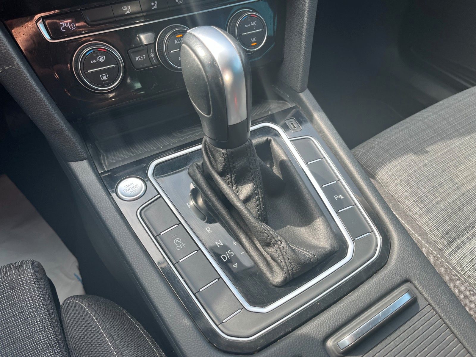 Fahrzeugabbildung Volkswagen Passat Variant 2.0 TDI Aut. Business Navi AHK AC