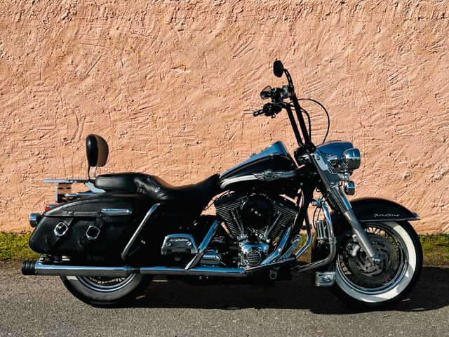 Harley-Davidson FLHRCI ROAD KING CLASSIC *KLAPPENAUSPUFF *