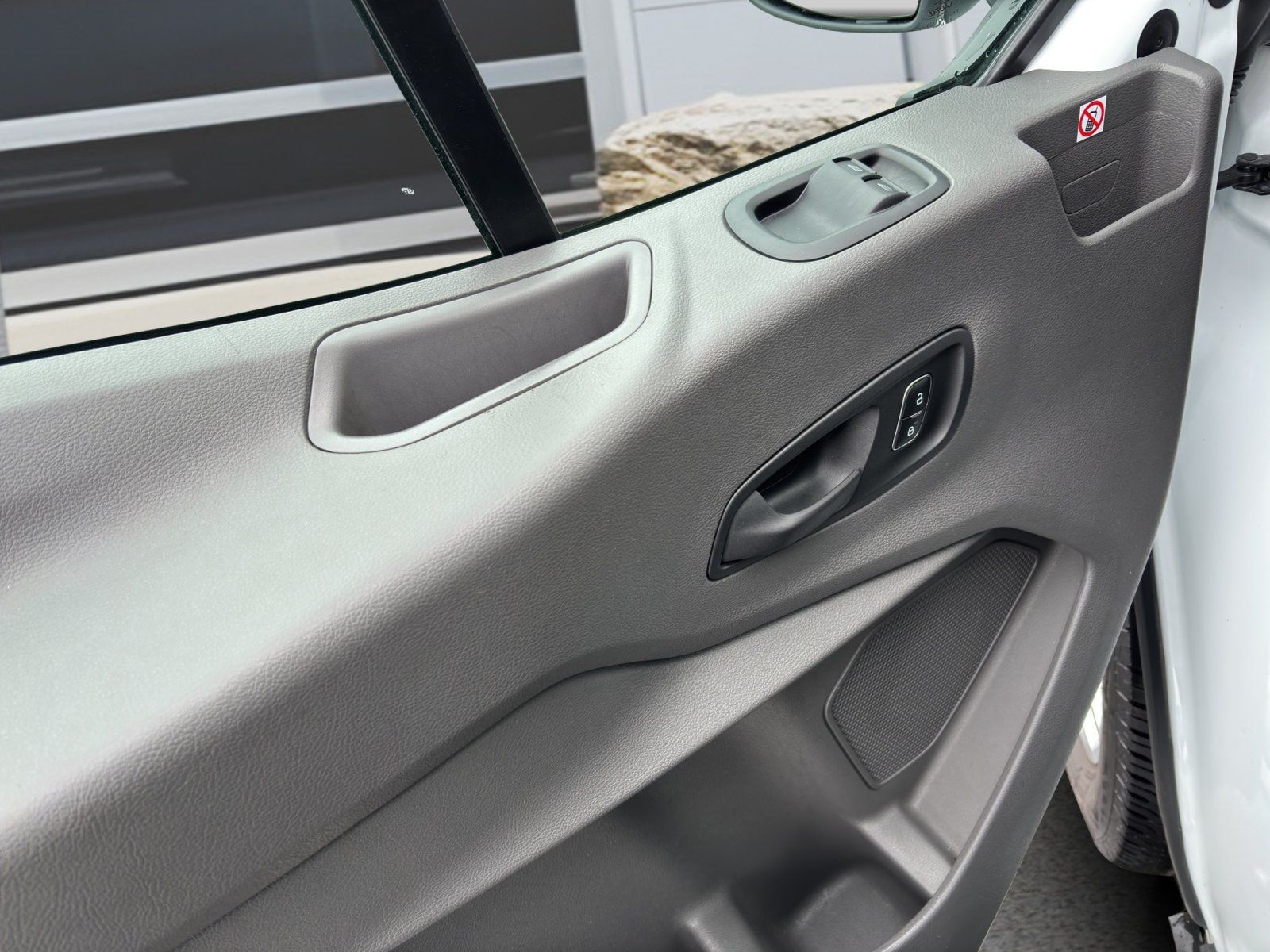 Fahrzeugabbildung Ford Transit 350 L3 Limited