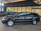 Volkswagen Passat Variant 1.8 T Highline Variant - Volkswagen Passat Variant aus 2000