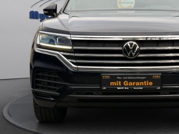 Volkswagen Touareg - 7