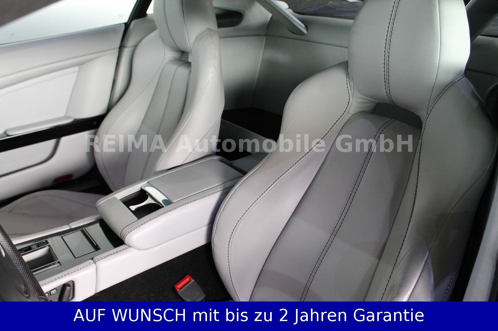 Fahrzeugabbildung Aston Martin V8 Vantage 4,7i, voll Scheckheft gepflegt,
