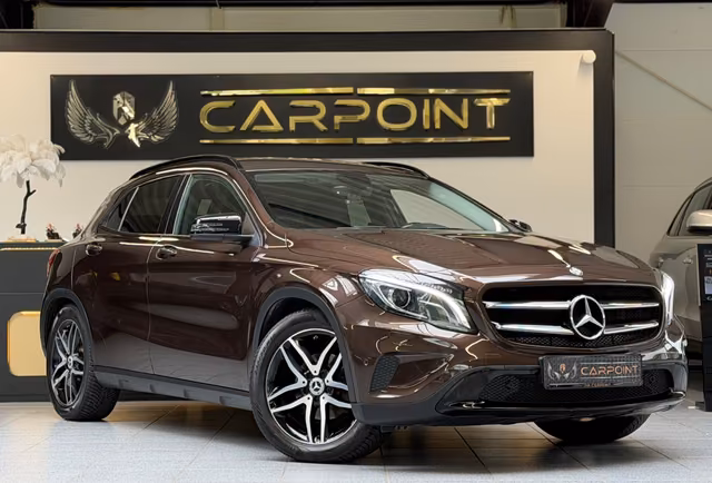 Mercedes-Benz GLA 200 CDI / d 4Matic/Xenon/Night/Navigation/