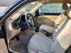 Fahrzeugabbildung Volkswagen Beetle 1.4 TSI Design XENON SHZ PDC GRA