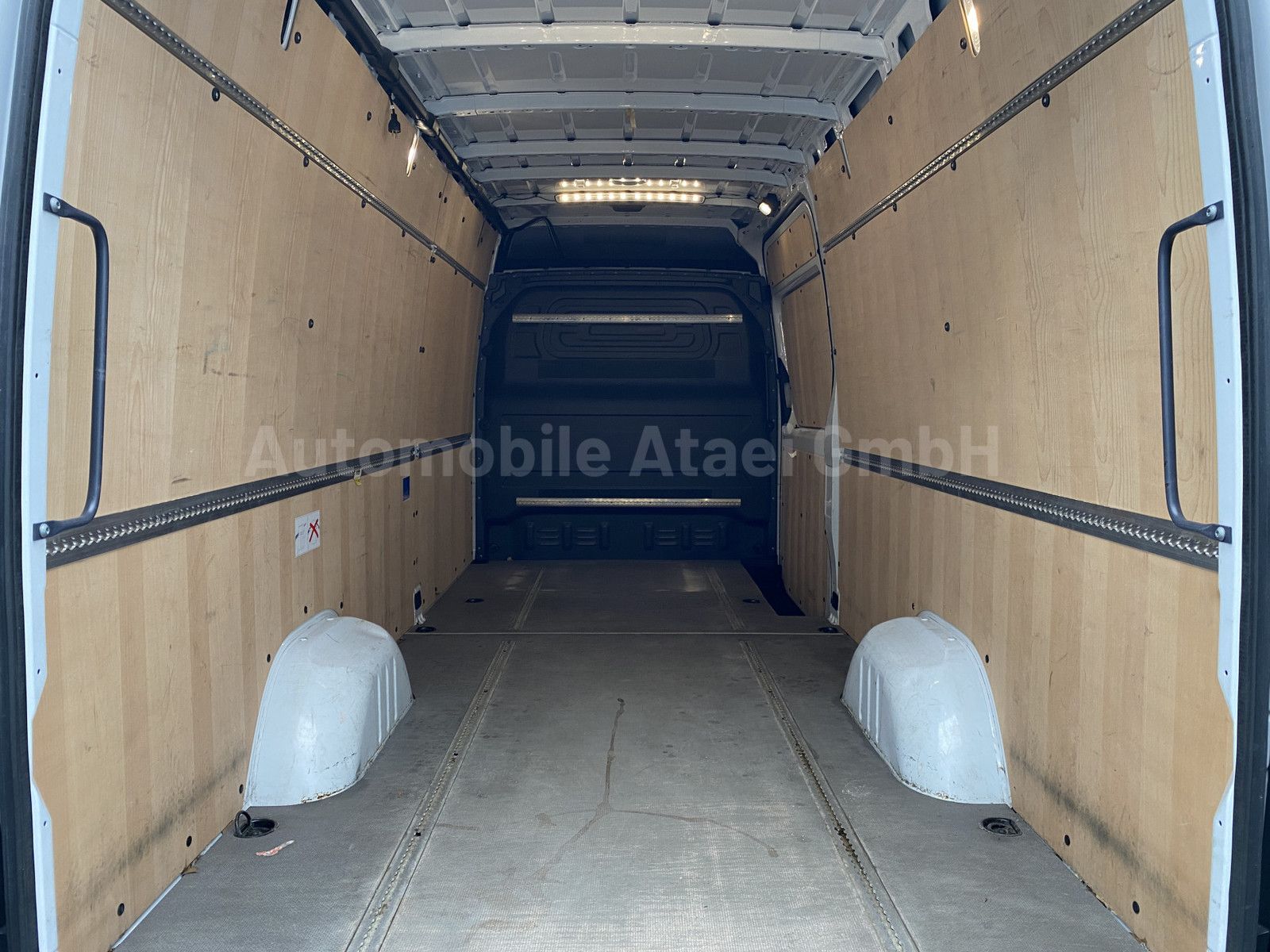 Fahrzeugabbildung Mercedes-Benz Sprinter 315 MAXI 360° KAMERA+ NAVI 5750