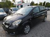 Toyota Corolla Verso 2.2 D-CAT Executive*HU/AUNEU* - Toyota Corolla Verso mit Diesel-Antrieb