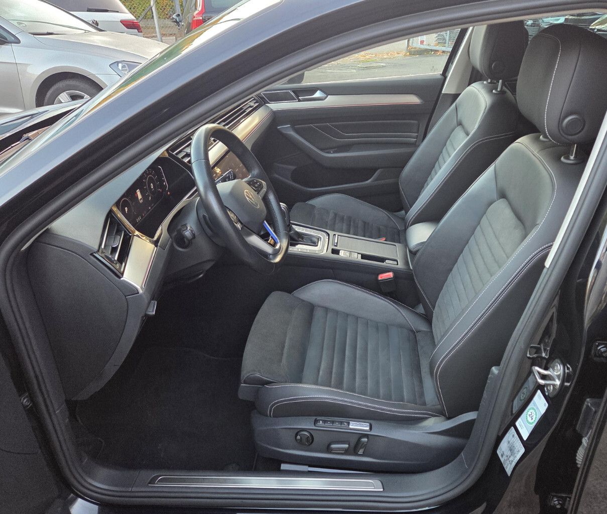 Volkswagen Passat GTE Matrix.Led.Mem.NaviPro.Cam.AHK.4xSHZ imagem 2