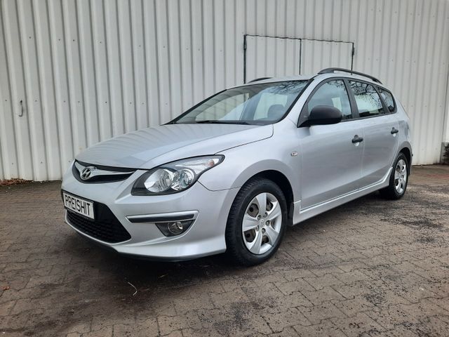 Hyundai i30 Classic --- KLIMA --- ALLWETTERREIFEN ---