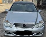 Mercedes-Benz C18 - silberne Mercedes-Benz CLC 180