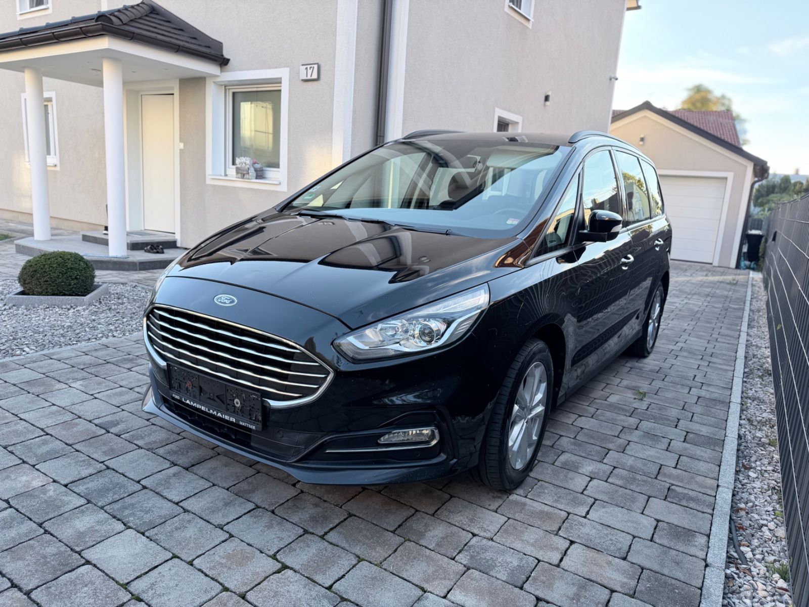 Ford Galaxy Hybrid Trend 110 kW 7 Sitzer *2022* imagem 3
