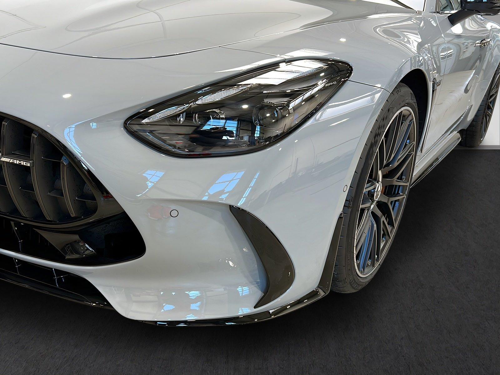 Mercedes-Benz AMG GT 63 4M+ KERAMIK+CARBON+DISTR+Burme+HuD+360