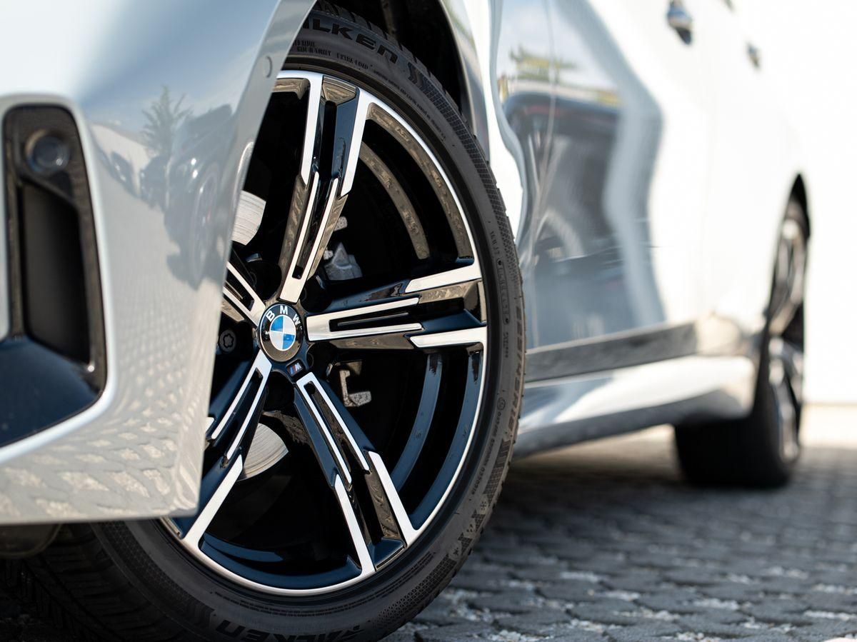BMW 318d Tour M-Sport AHK ACC KoZg Wireless S-Glas foto 5