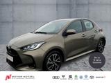 Toyota Yaris 1.5 Hybrid TEAM D LED+NAV+ACC+RFK+MFL+16" - : Kleinwagen