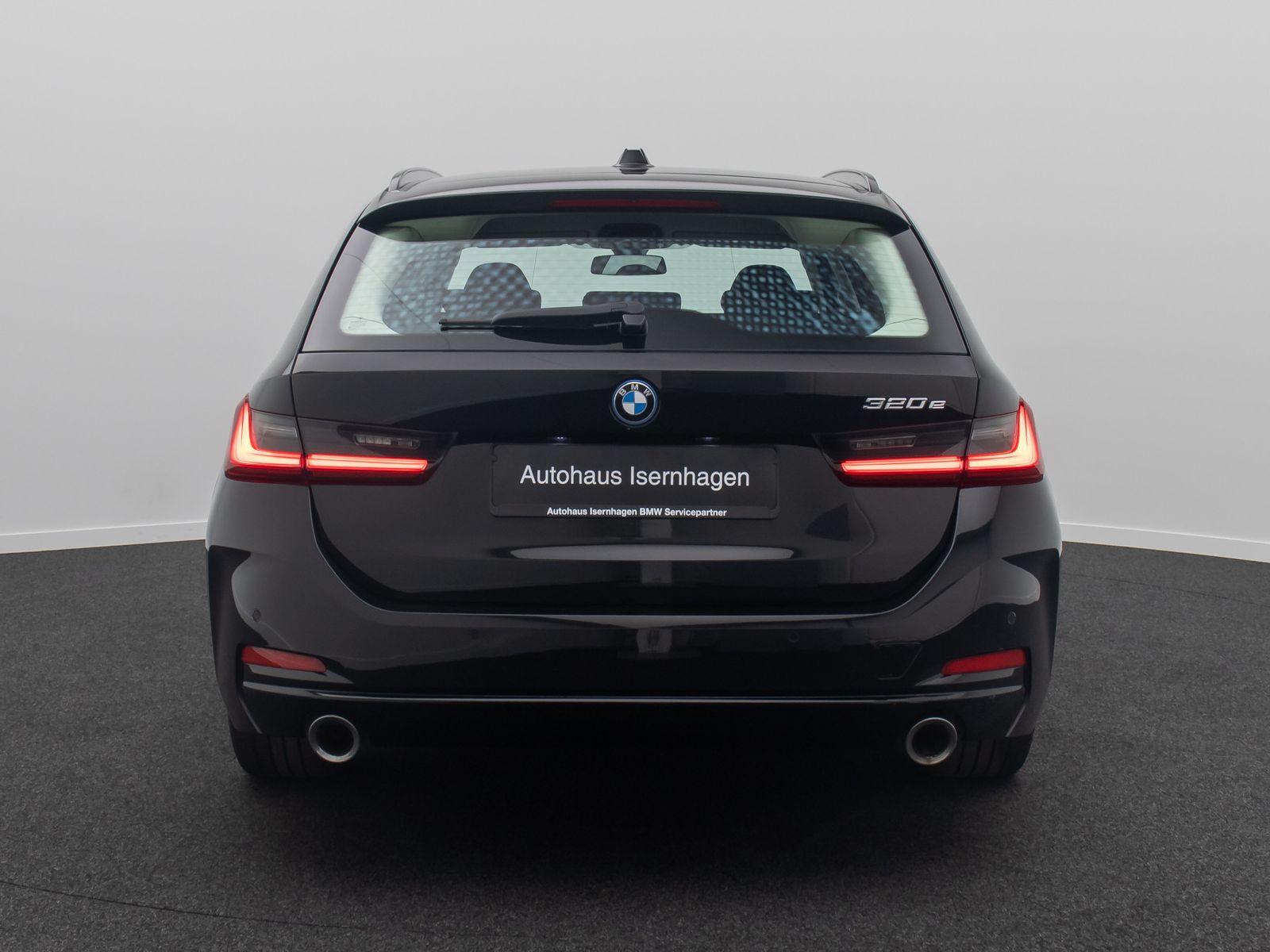Fahrzeugabbildung BMW 320e Widscreen DAB Cockpit+ PDC GeschwindigReg