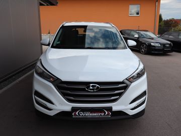 Hyundai TUCSON - 2