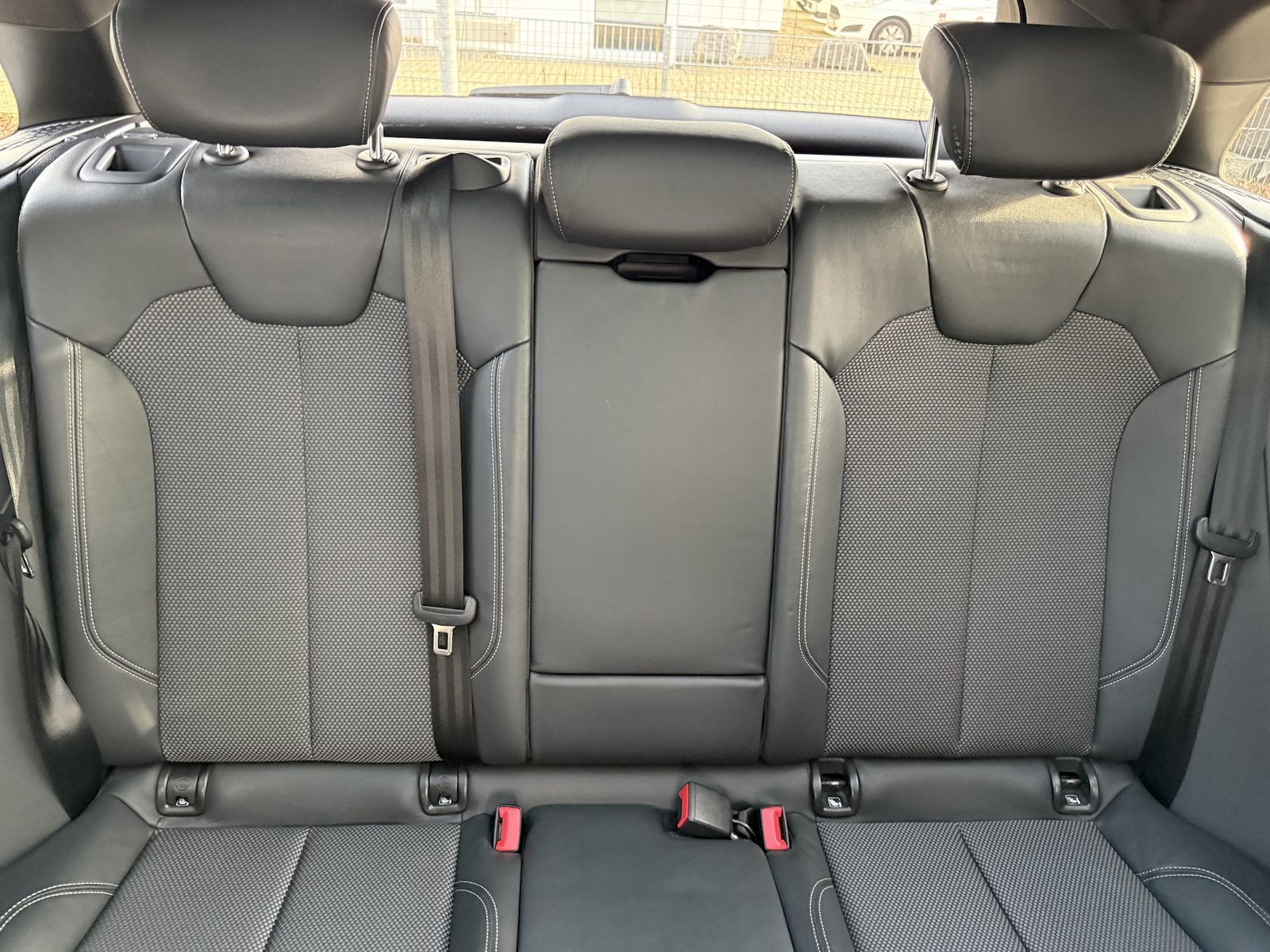 Fahrzeugabbildung Audi Q5 40 TDI qu. Sport S-LINE|NAVI|R-KAMERA|PANO