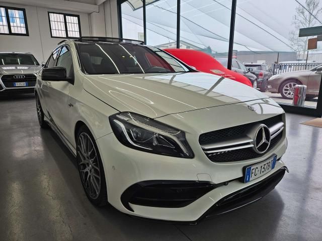 Mercedes-Benz A 45 AMG 4matic 381cv auto my16