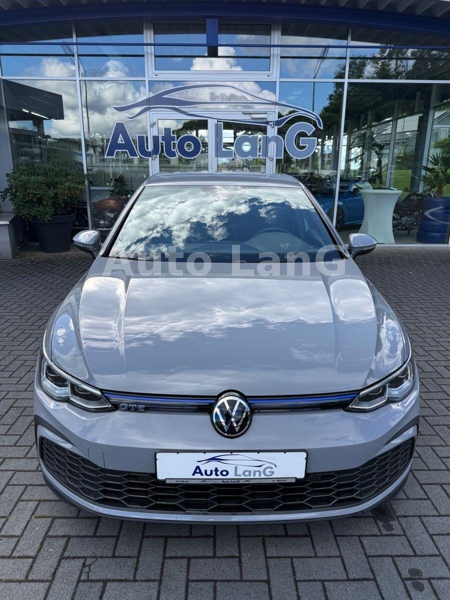 Volkswagen Golf VIII GTE eHybrid NAVI LED PDC SHZ