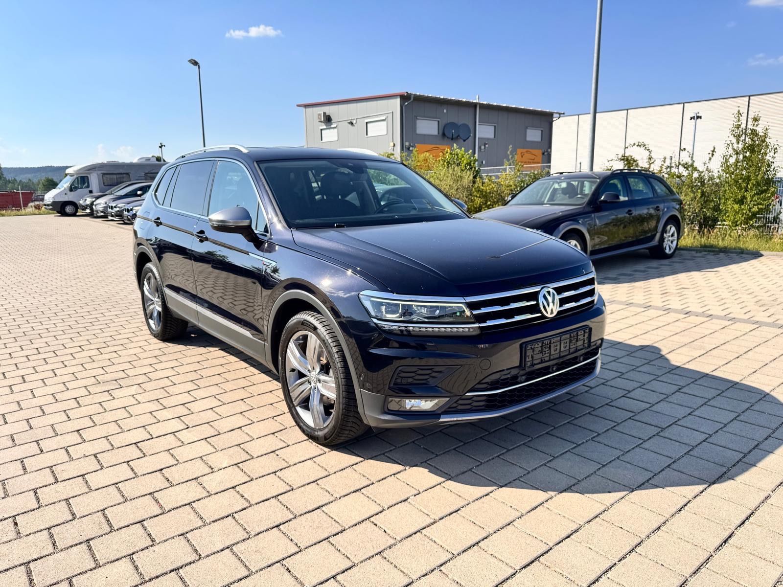 VW Tiguan Allspace Highline 4X4 7-SITZER/HEAD-UP