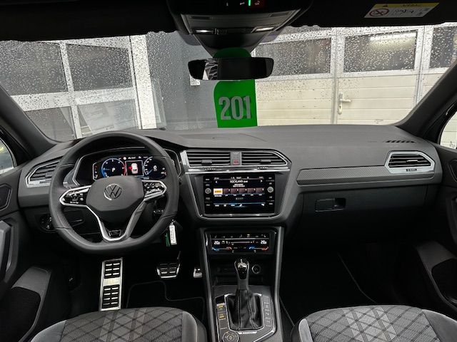 Tiguan R-Line 4Motion NAV;DCC;TWA;KAMERA